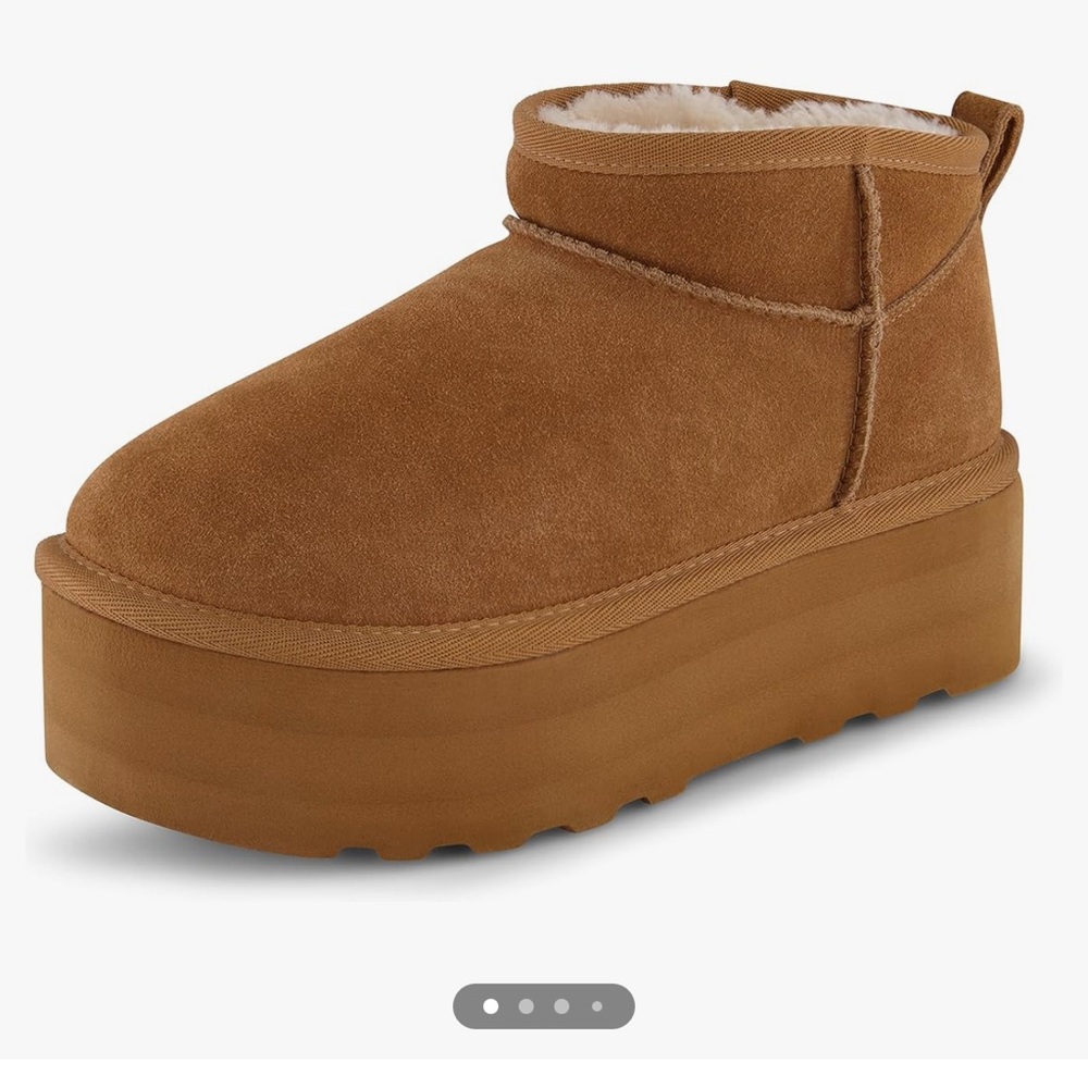 Cushionaire Platform Boot